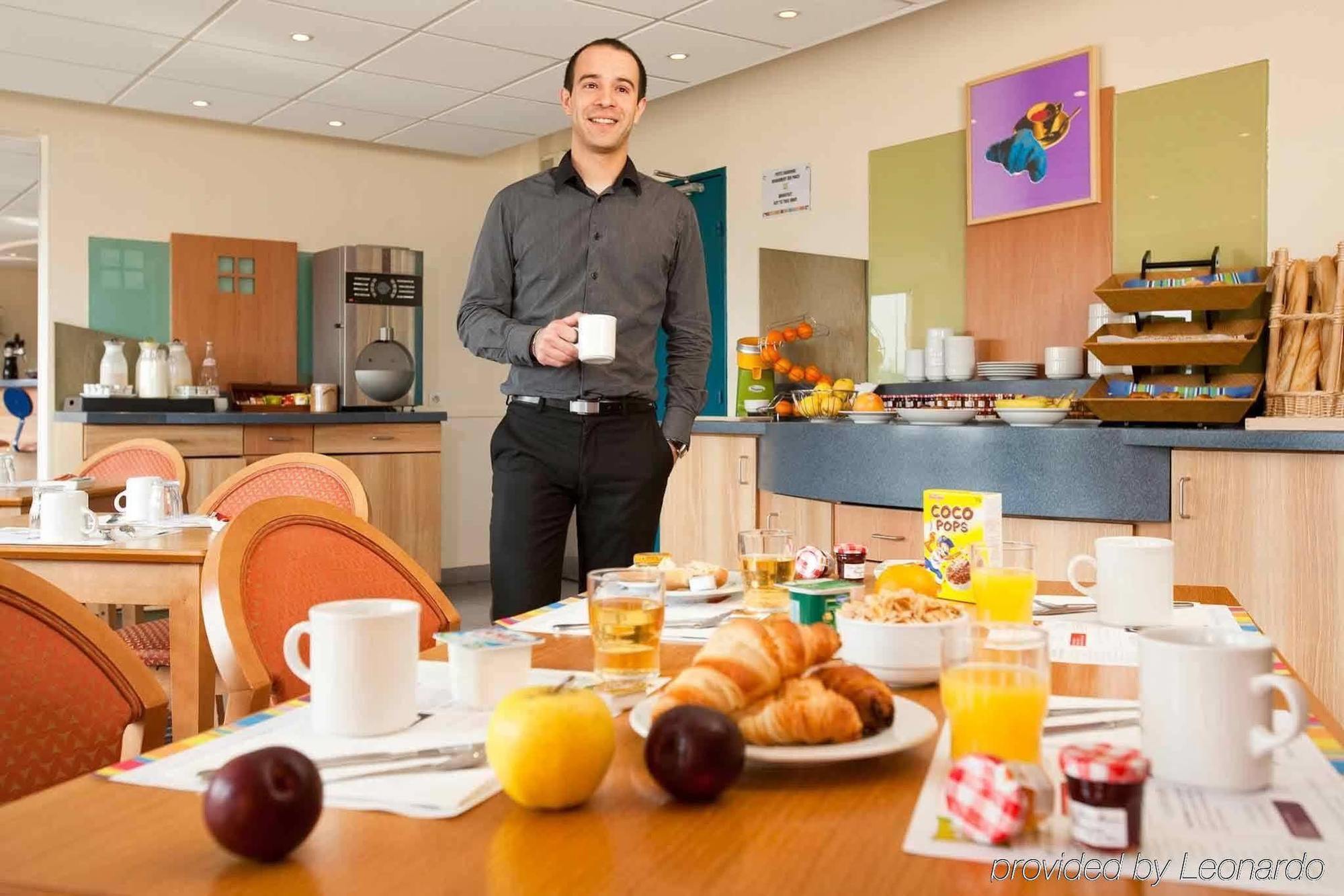 Hotel Ibis Styles Orleans La Chapelle-Saint-Mesmin Exteriér fotografie