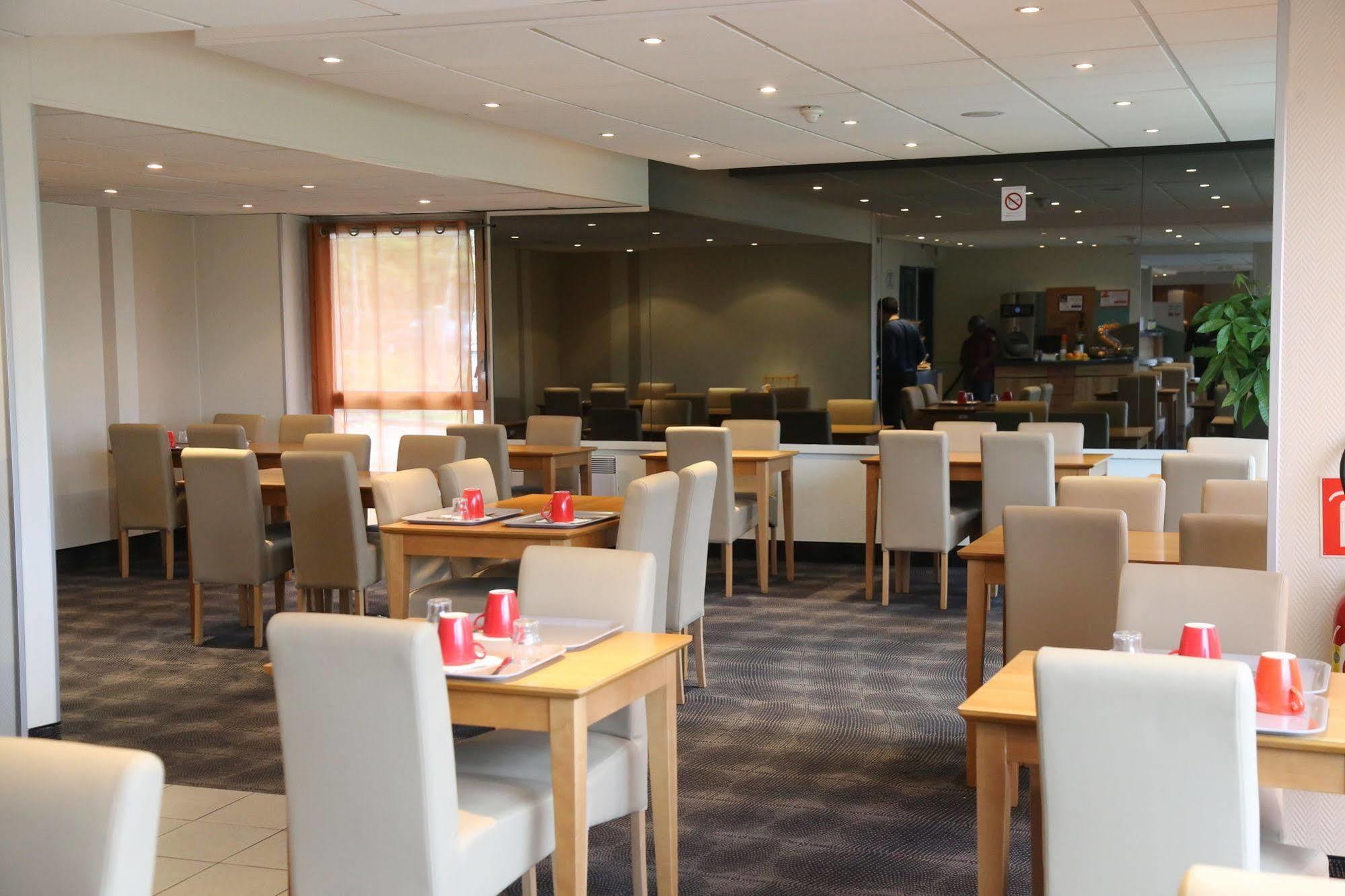 Hotel Ibis Styles Orleans La Chapelle-Saint-Mesmin Exteriér fotografie